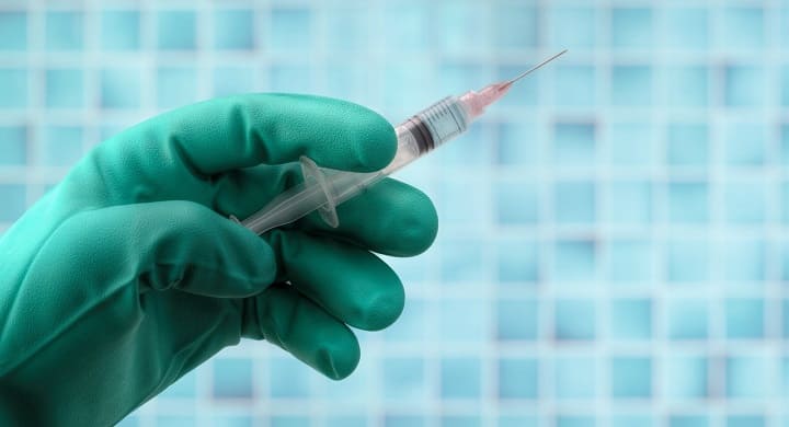 Еще в восьми регионах России введут обязательную вакцинацию Фото №1