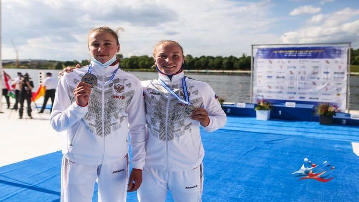 София Штиль из Барнаула стала серебряным призёром юниорского первенства Европы в каноэ-двойке Фото №1