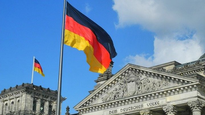 Почему Германия считает привитых «Спутником V» невакцинированными Фото №1
