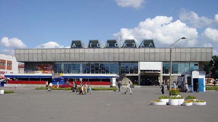 Автовокзал Барнаула напомнил пассажирам об обязательном масочном режиме Фото №1