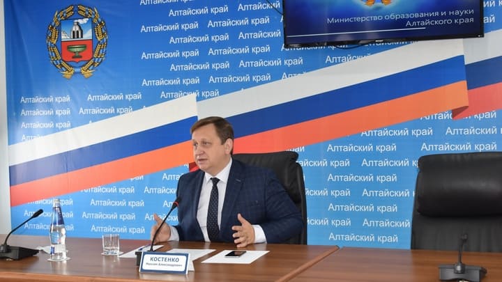 Более 30 тысяч детей в Алтайском крае пойдут 1 сентября в первый класс Фото №1