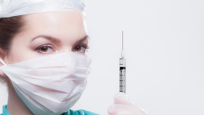 Минздрав представил обновления в рекомендациях о вакцинации. И они касаются беременных женщин и онкобольных Фото №1