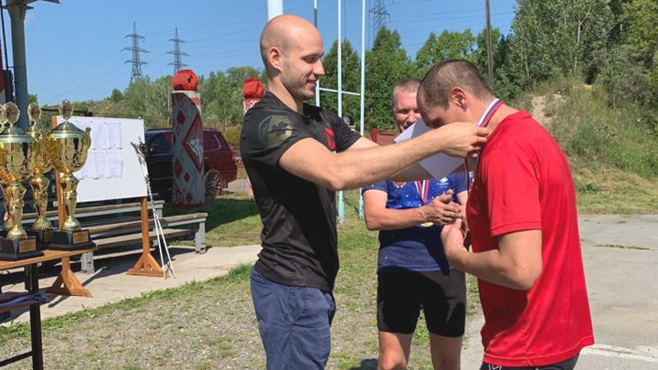 В Алтайском крае состоялся летний чемпионат по биатлону среди ветеранов. Фото №6