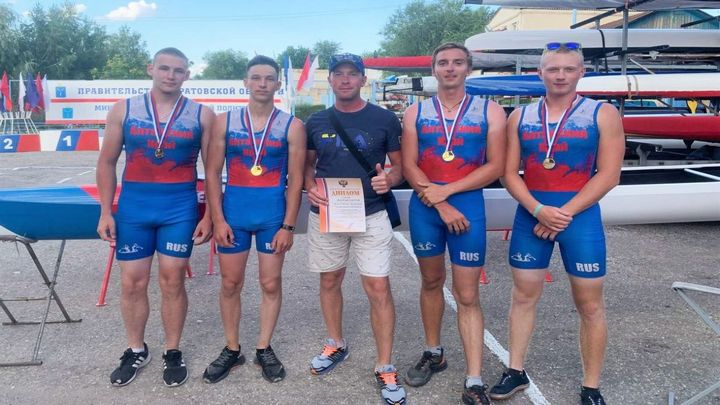 Алтайские гребцы завоевали пять медалей на юниорском чемпионате России Фото №1