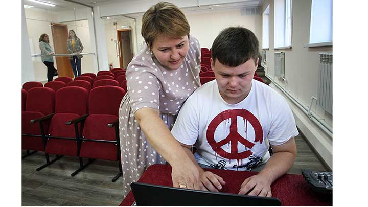 Новая жизнь для творчества. Ремонт Детской школы искусств в Алейске закончен Фото №2