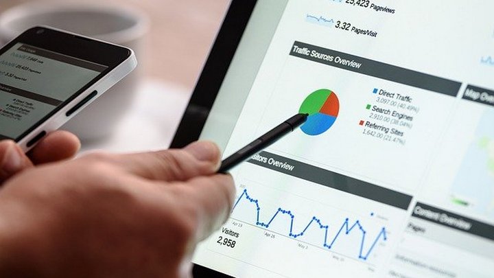 Как власти видят цифровую трансформацию алтайских школ Фото №1