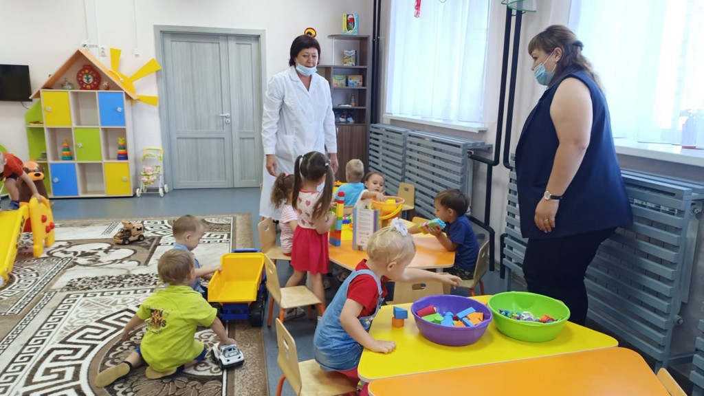 Алтайский край помогает Камню-на-Оби развивать медицину, спорт и образование Фото №2