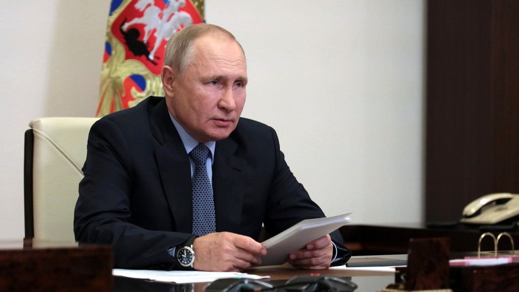 Алтайские педагоги попросили Путина отменить всероссийские проверочные работы Фото №1
