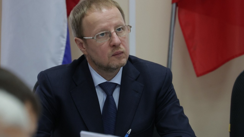 На ремонт рубцовских дорог решено тратить 200 млн рублей ежегодно Фото №1