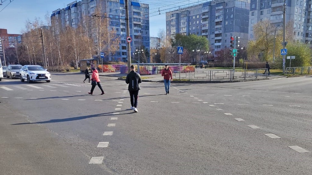 В Барнауле организовали новый диагональный пешеходный переход Фото №1