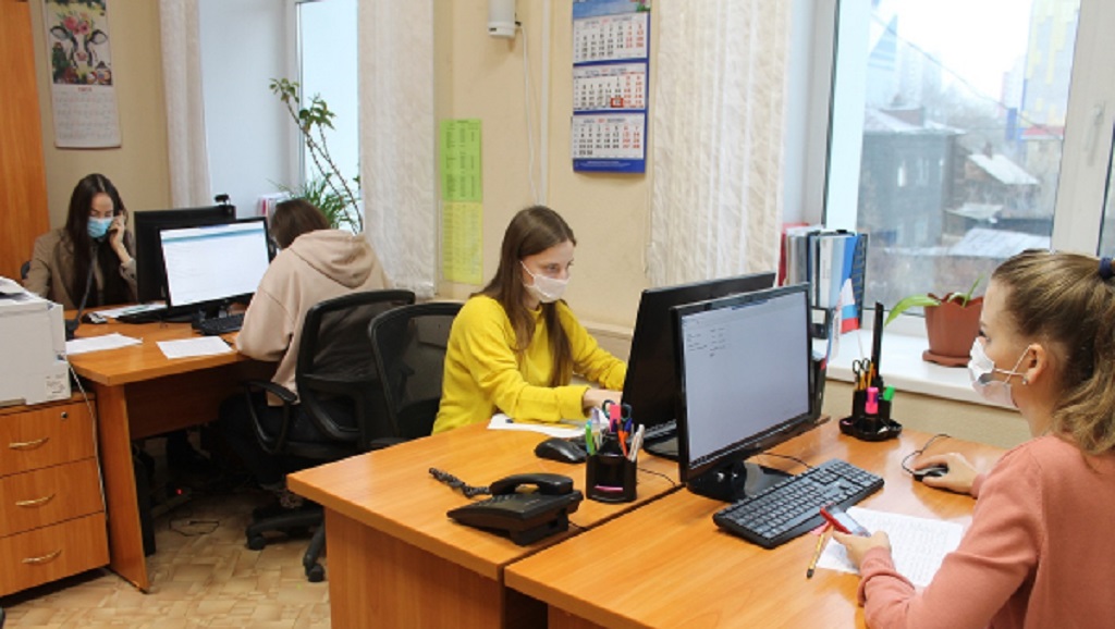 В Алтайском крае возобновилась работа волонтерских колл-центров Фото №1
