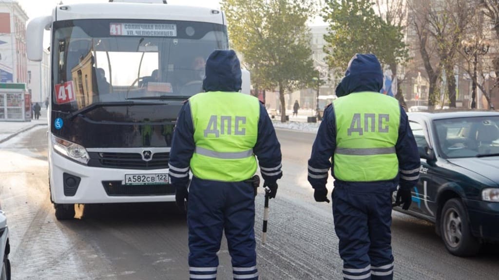 В Барнауле в очередной раз нашли антимасочников в общественном транспорте Фото №1