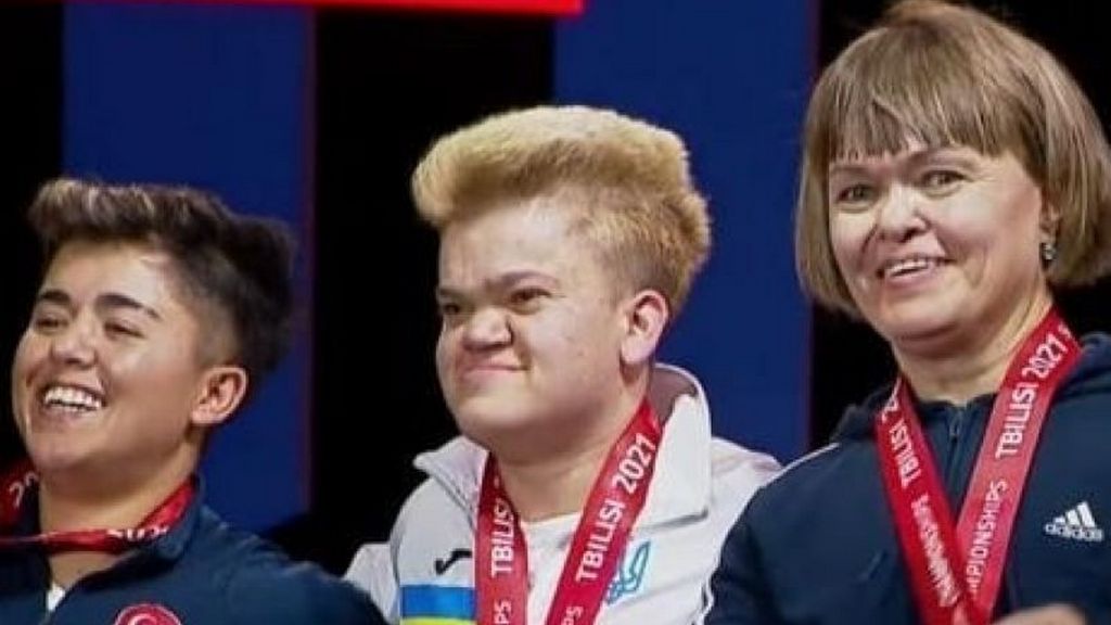 Тамара Подпальная выиграла бронзу чемпионата мира по пауэрлифтингу среди спортсменов с ПОДА Фото №1