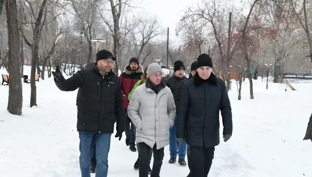 Почти 90 млн рублей направлено в этом году на реконструкцию барнаульского парка «Изумрудный» Фото №1