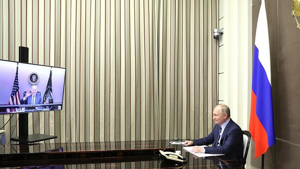 Прошел онлайн-саммит Владимира Путина и Джозефа Байдена Фото №1