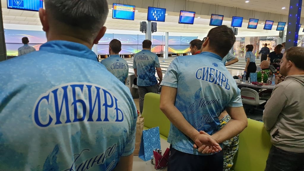 «Вышел на старт и всё развалил»: в Алтайском крае прошел кубок региона по боулингу Фото №4