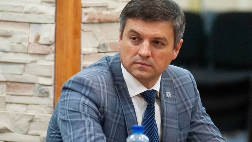 «Вполне логично»: Сергей Струченко прокомментировал назначение Вячеслава Франка главой барнаульского отделения «Единой России» Фото №1