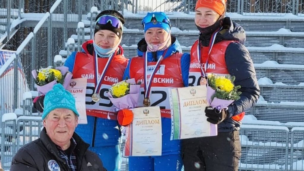Анастасия Гришина взяла серебро первенства России по биатлону среди юниоров Фото №1