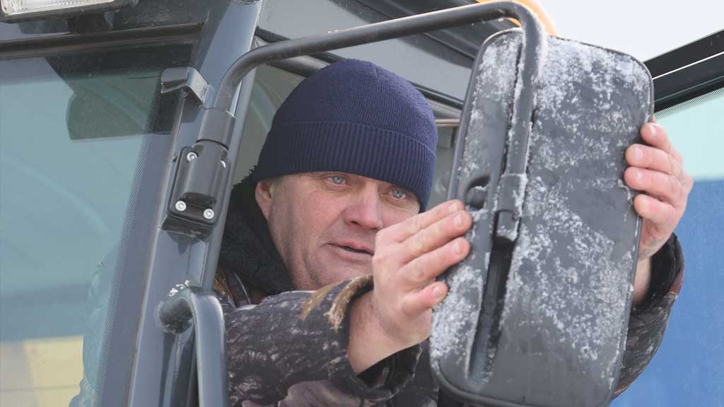 В районы Алтайского края поступило 15 единиц спецтехники Фото №3