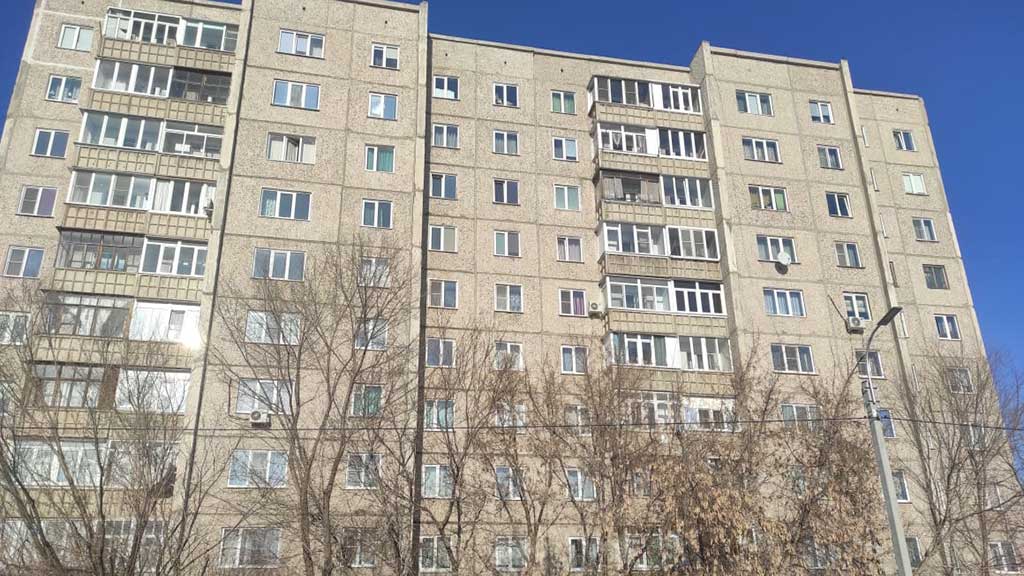 Почти половина жителей многоквартирных домов Рубцовска вместо горячей получают еле теплую воду Фото №1
