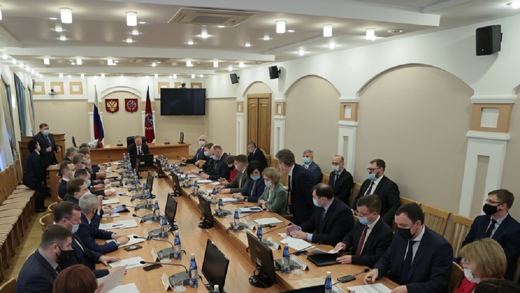 В Алтайском крае помогают обустраиваться беженцам, прибывшим из ДНР и ЛНР Фото №1
