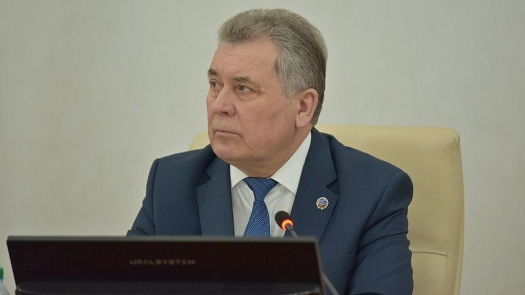 Председатель АКЗС Александр Романенко ответит на вопросы жителей Алтайского края Фото №1
