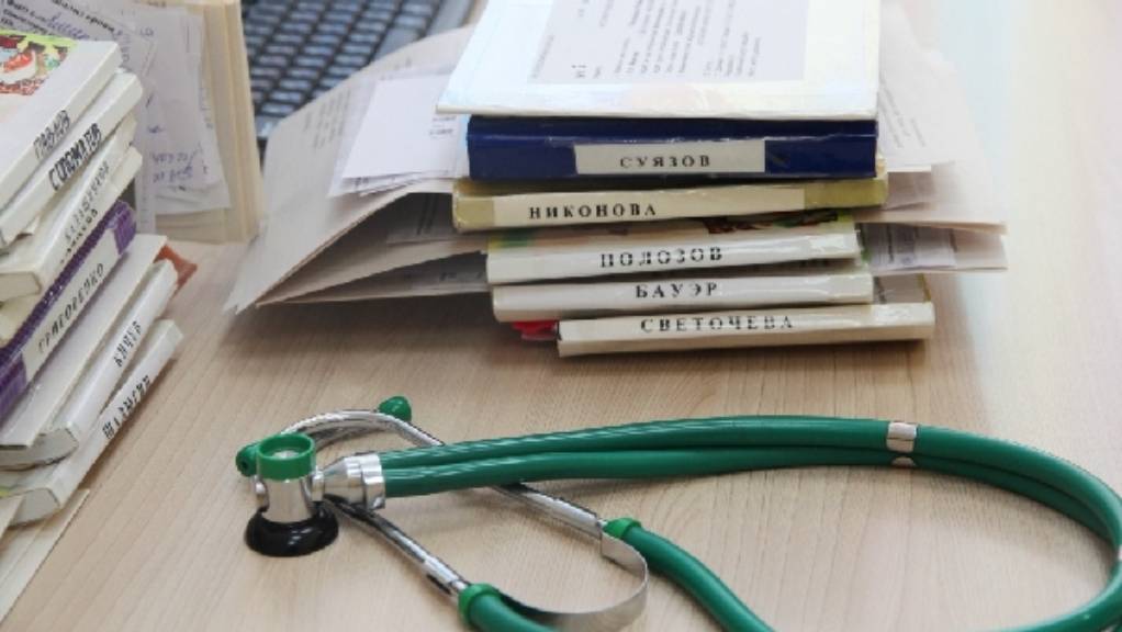 Инициатива депутатов АКЗС должна помочь районным больницам Алтайского края решить многолетние финансовые проблемы Фото №1