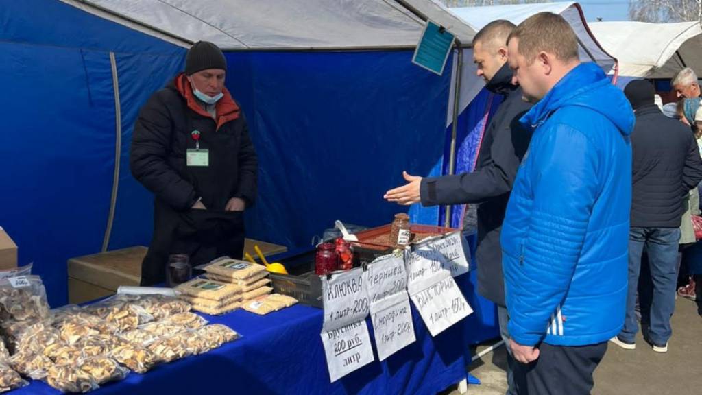 Товарооборот барнаульских ярмарок с начала года составил порядка 36 миллионов рублей Фото №1