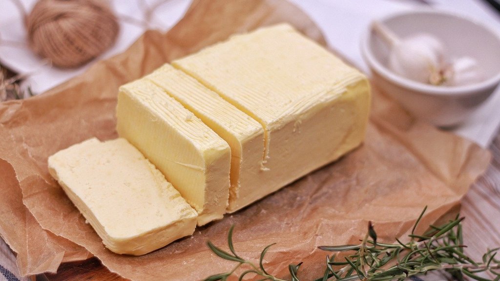 Названы продукты, которые ускоряют старение мозга Фото №1