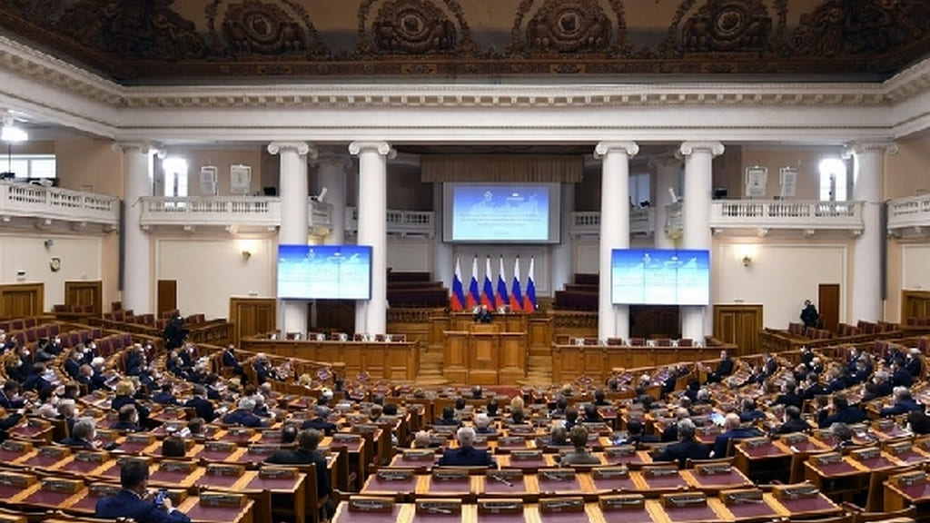 Президент РФ встретился с членами Совета законодателей при Федеральном Собрании Фото №2