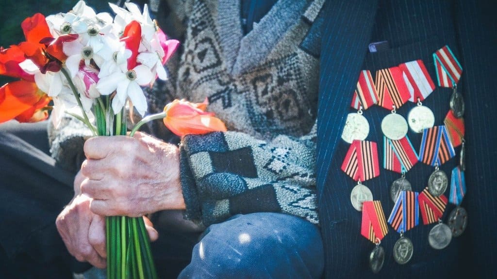 Учителя и школьники Алтайского края расскажут о своих героях в соцсетях Фото №1