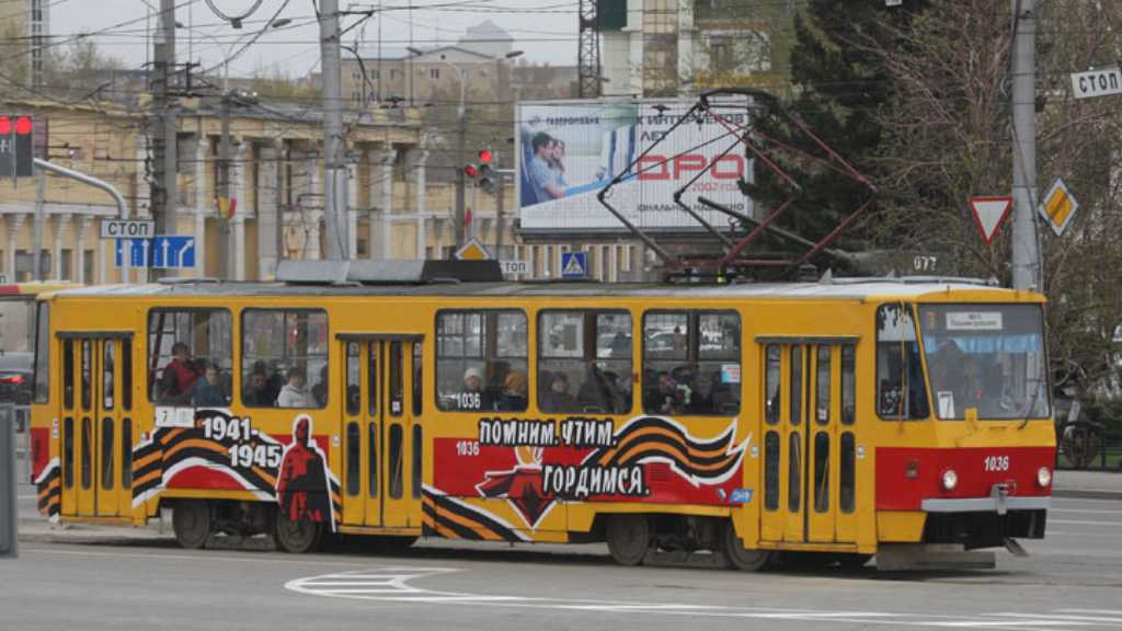 Барнаульцы смогут уехать на общественном транспорте после салюта 9 мая Фото №1