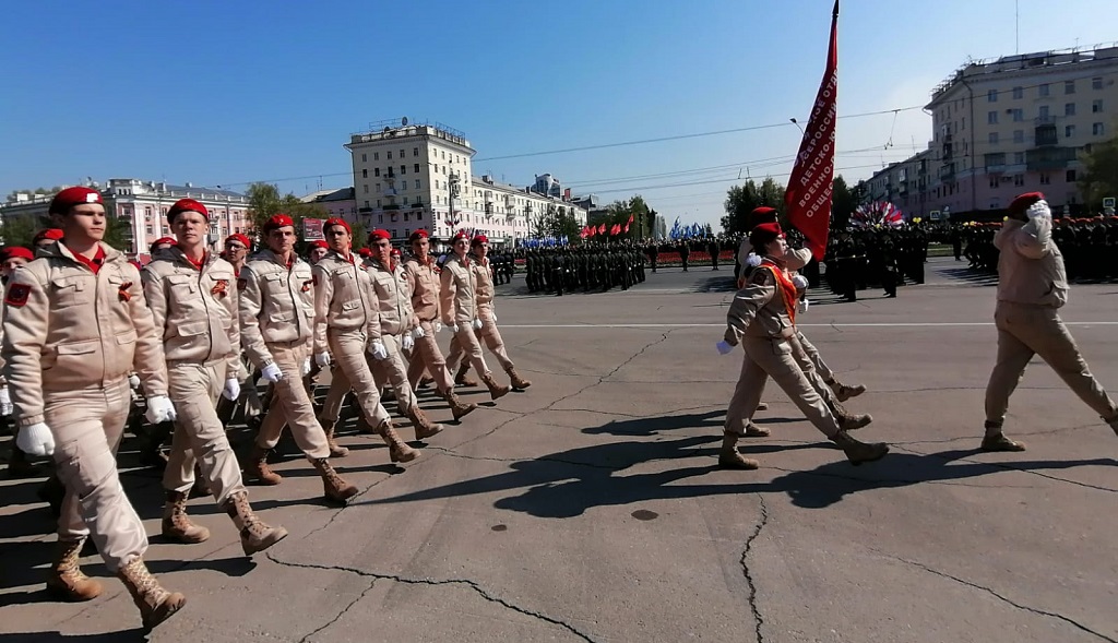 Торжественное построение войск состоялось в Барнауле Фото №8