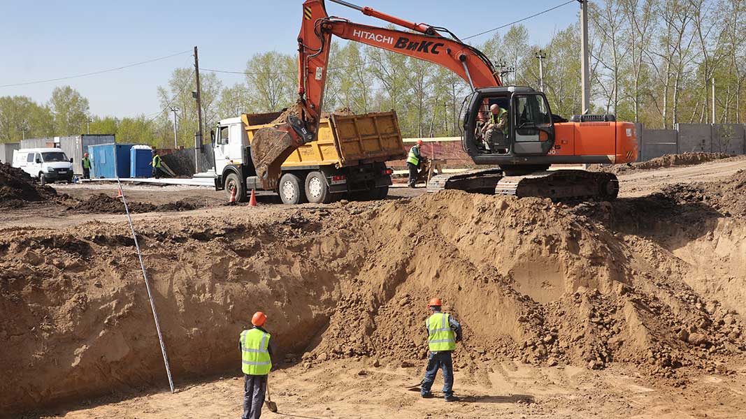В барнаульском микрорайоне Спутник началась реконструкция артезианского водозабора Фото №1