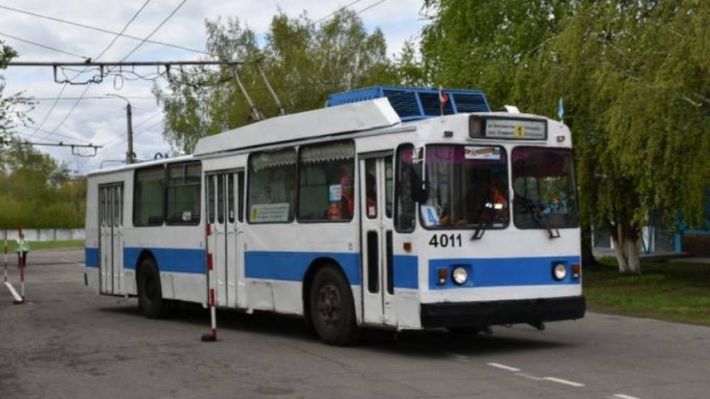 В Барнауле выберут лучшего водителя троллейбуса Фото №1