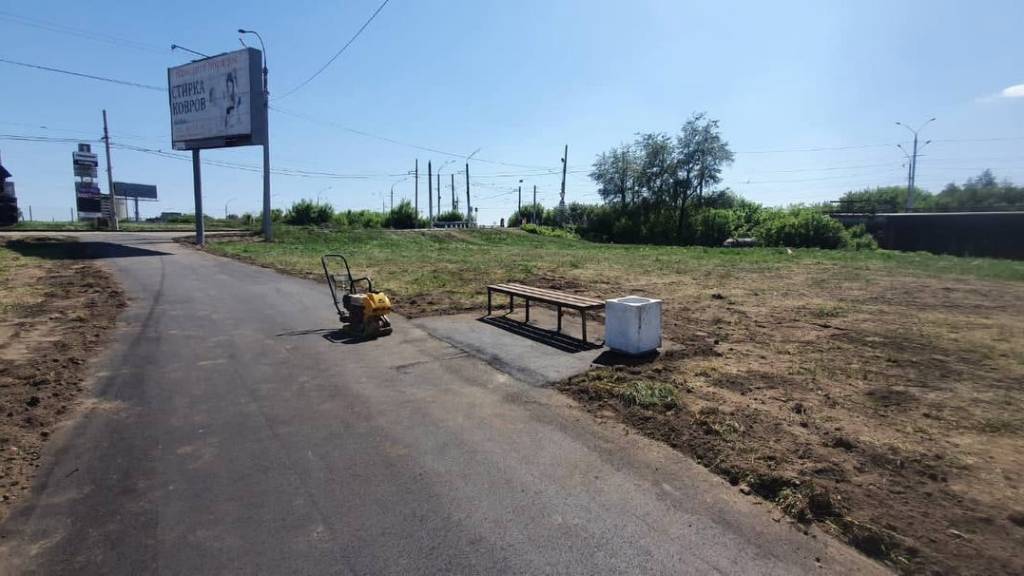 В Барнауле на Новом рынке почти достроили обходной путь для пешеходов Фото №2