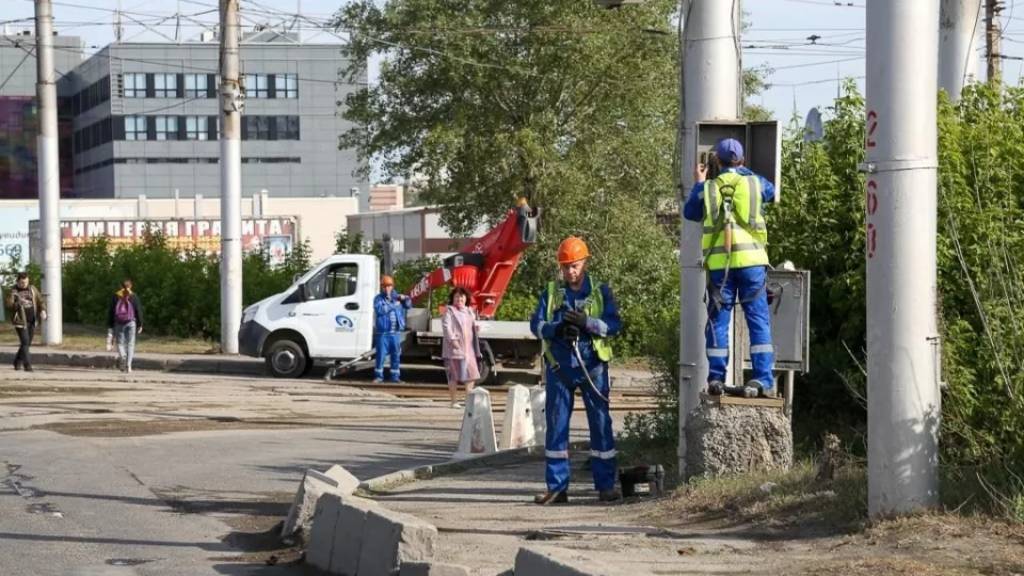 В Барнауле начали разбирать мост на Новом рынке Фото №2