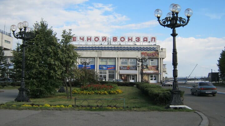 В Барнауле начали демонтировать здание Речного вокзала Фото №1