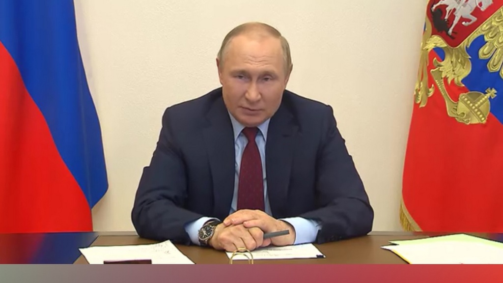 Владимир Путин предложил выплачивать матерям-героиням 1 миллион рублей Фото №1
