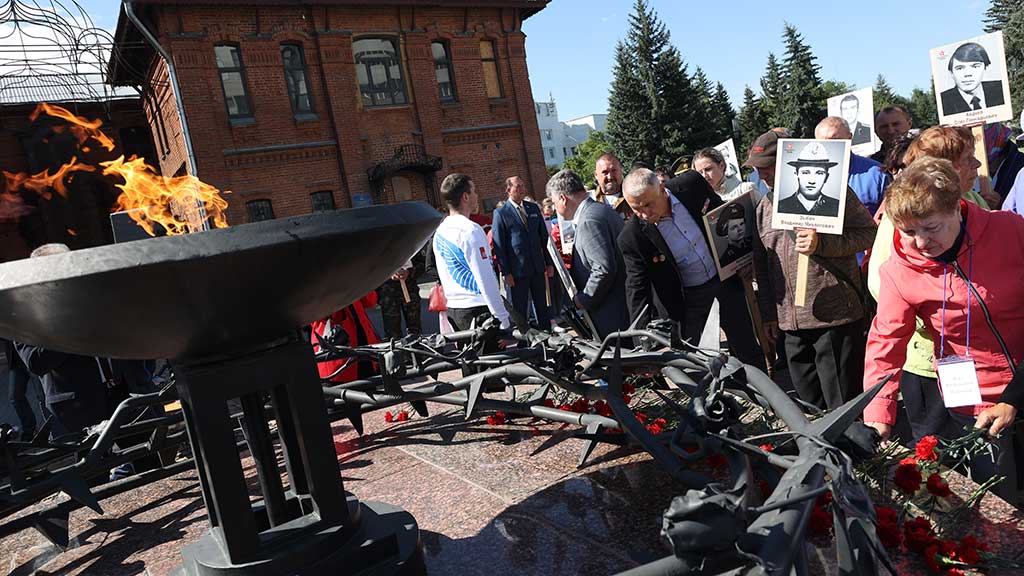 Традиционный в Барнауле слет семей участников локальных конфликтов прошел с юбилейным размахом Фото №3