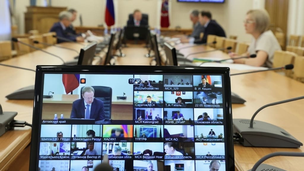 Виктор Томенко провел заседание комиссии Госсовета России по направлению «Сельское хозяйство» Фото №2