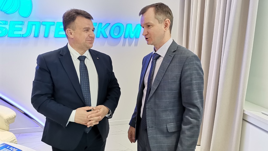 Алтайский край заинтересовал Белоруссию технологией телемедицины и коммутационным оборудованием Фото №2