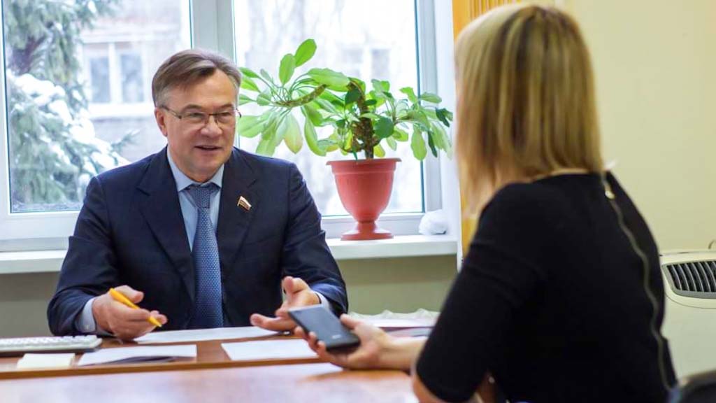 Александр Терентьев уверен, что именно бедность тормозит рождаемость Фото №1