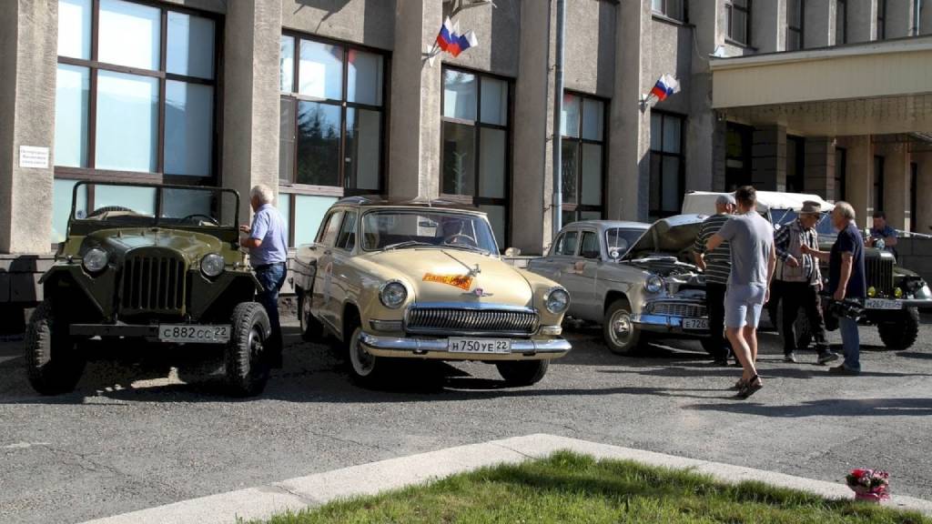 Пробег в честь столетия Чуйского тракта официально стартовал Фото №1