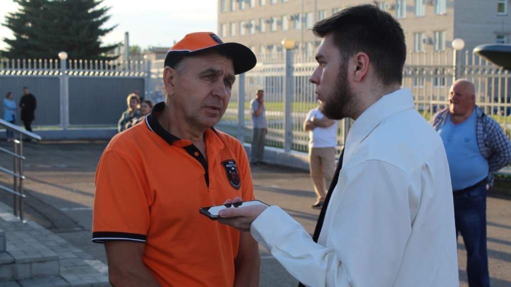Футбольный клуб из Целинного района выиграл кубок Народной футбольной лиги в Москве Фото №4