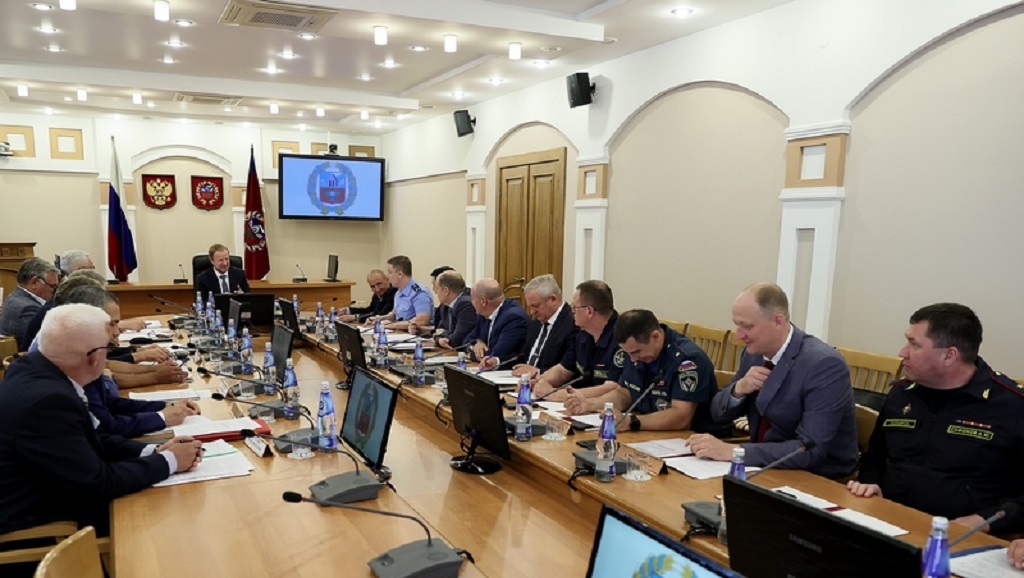 В Правительстве Алтайского края состоялось заседание координационного совещания по обеспечению правопорядка в регионе Фото №1
