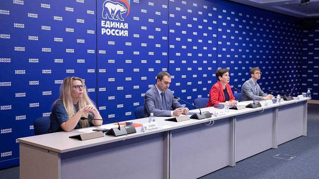«Единая Россия» дала старт Всероссийскому конкурсу практик управления многоквартирными домами «Лучший дом. Лучший двор» Фото №1
