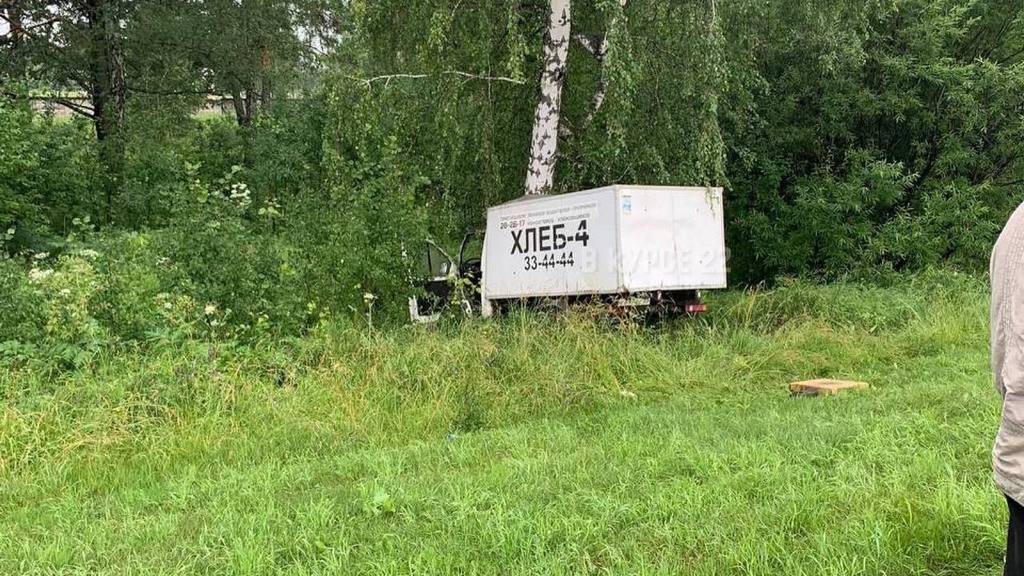 В результате ДТП возле Сибирского перевернулся трактор Фото №3