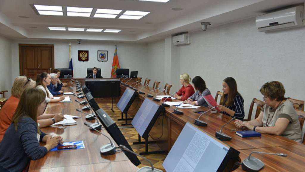 Ответственность за нарушение правил благоустройства обсудили в Алтайском Заксобрании Фото №1