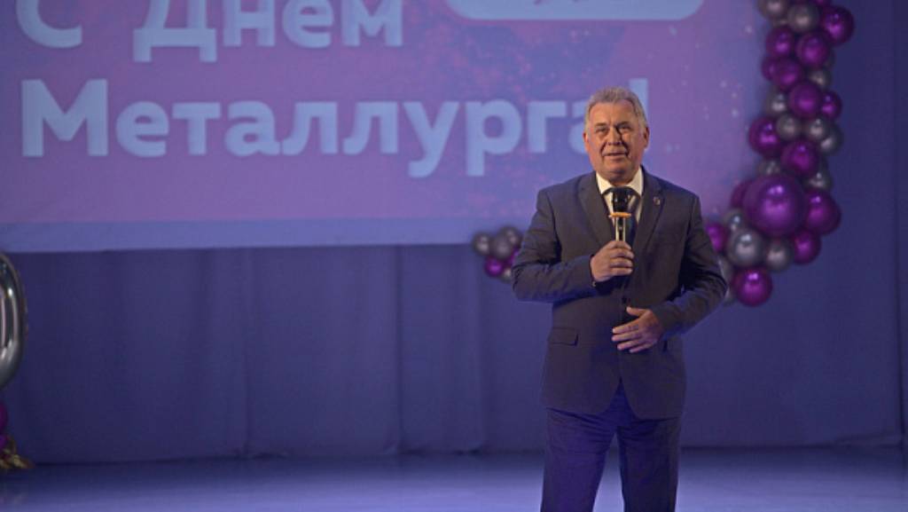Александр Романенко поздравил литейщиков Рубцовска с 30-летием завода «Литком» Фото №1